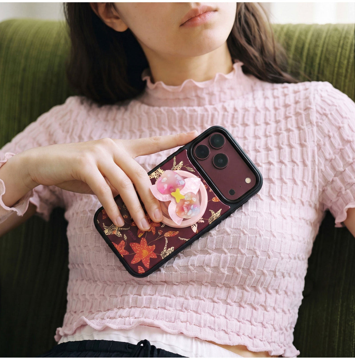 Ufology Bordo Zambak Desenli Manyetik iPhone Kılıfı