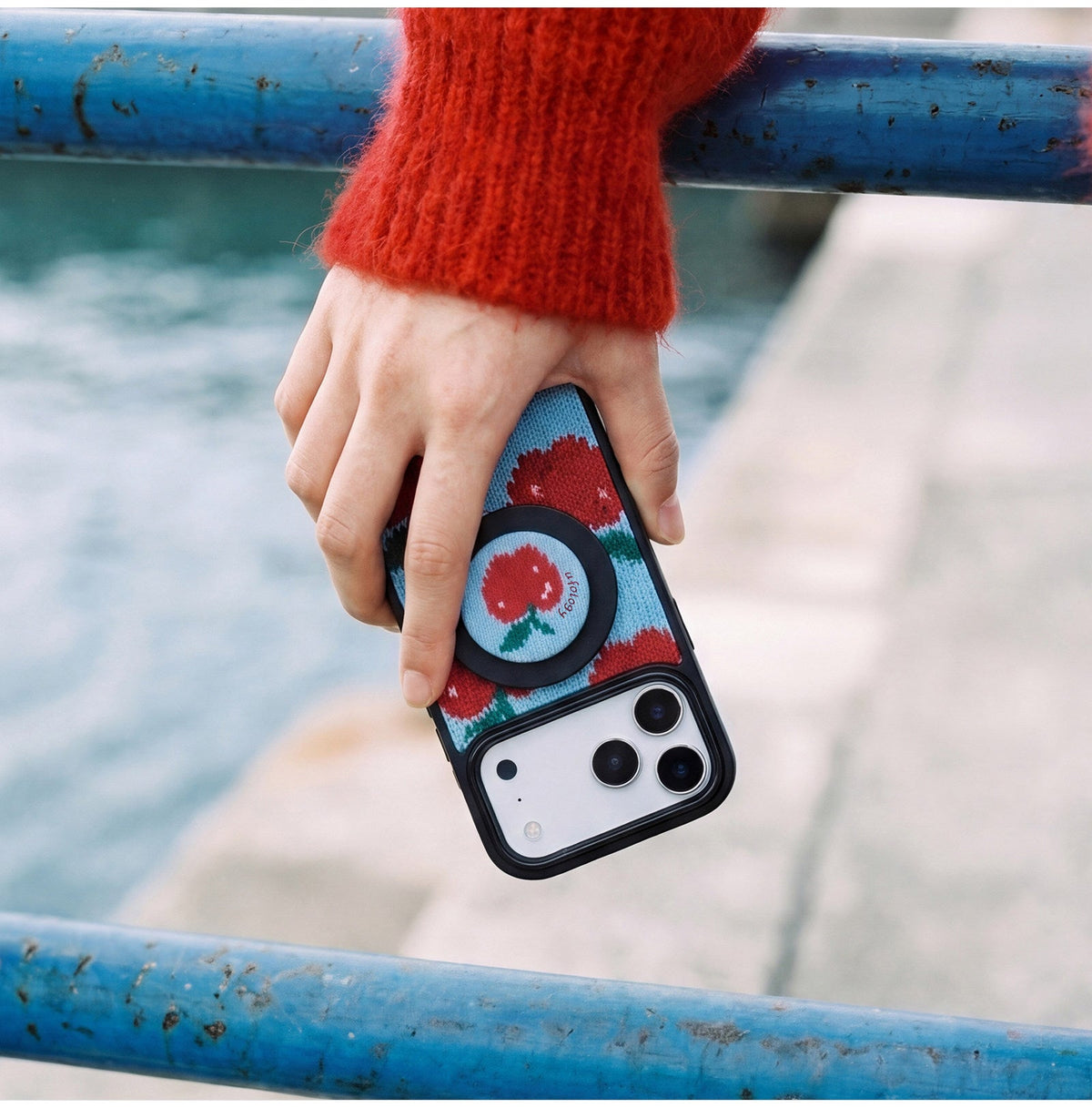 Ufology Örgü Meyve Desenli Manyetik iPhone Kılıfı