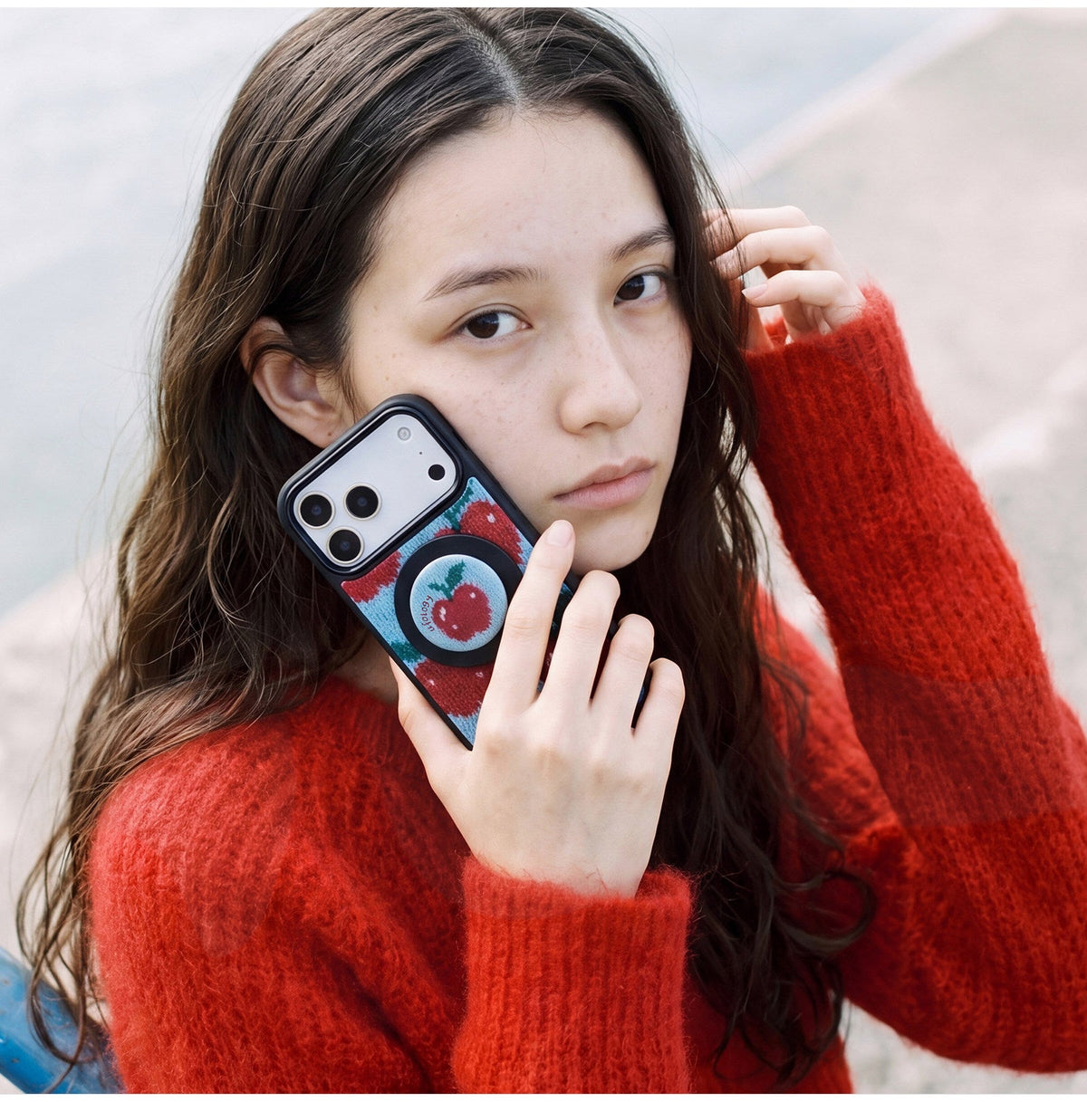 Ufology Örgü Meyve Desenli Manyetik iPhone Kılıfı