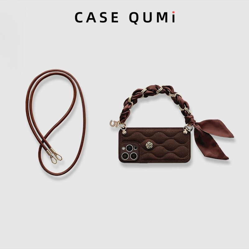 Brown Quilt Çiçek Rozetli Askılı iPhone Kılıfı