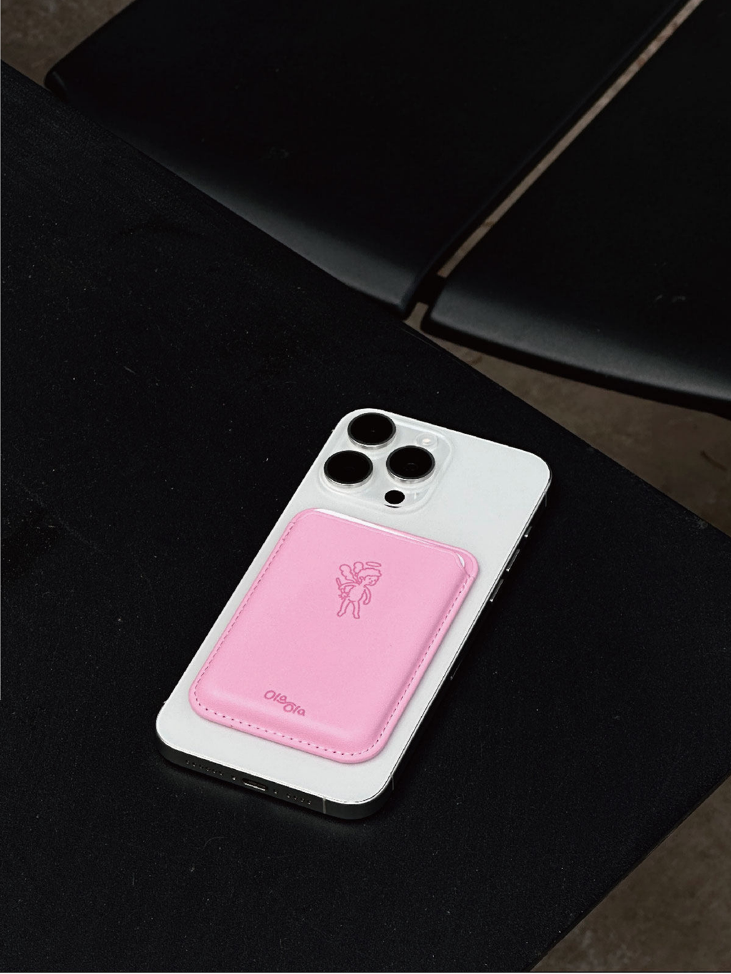 Ola ola Angel Magsafe Deri Kartlık